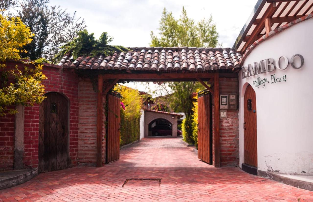 Bamboo Village Place Tumbaco Exterior photo